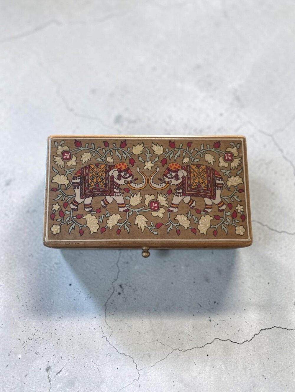 SASSHand-Painted Elephant Motif Trinket Box - Brown